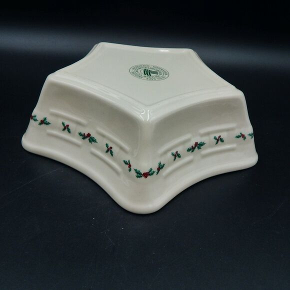 Longaberger Pottery Large Star Dish Traditional Holly Christmas Pattern - Picture 8 of 13